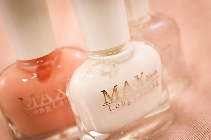 action_french_manicure_nail_polish_nail_art_2