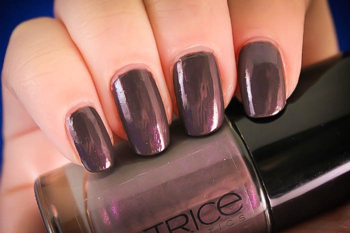 Catrice 200 - From Dusk to Dawn - Swatch