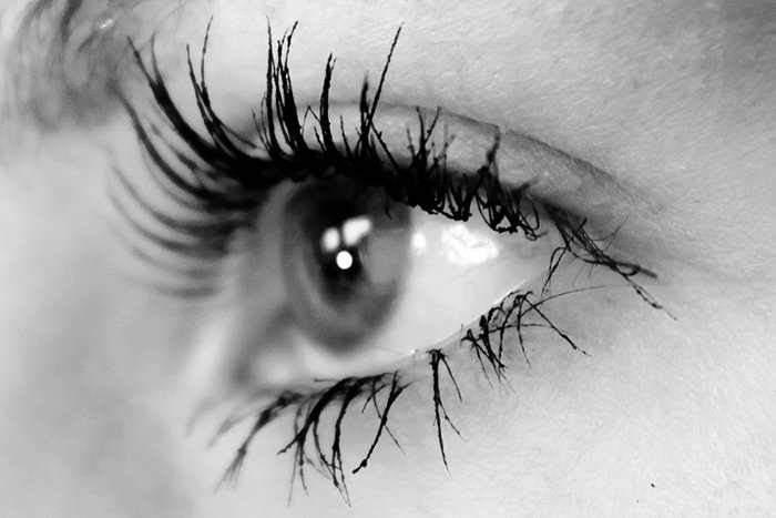catrice_cosmetics_lashes_to_kil_with_false_lash_fibres_oog_mascara_03