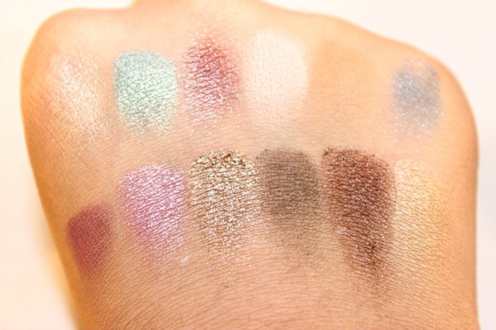 MUA_Makeup_Academy_Proffesional_Eyeshadow_Palette_swatches-1