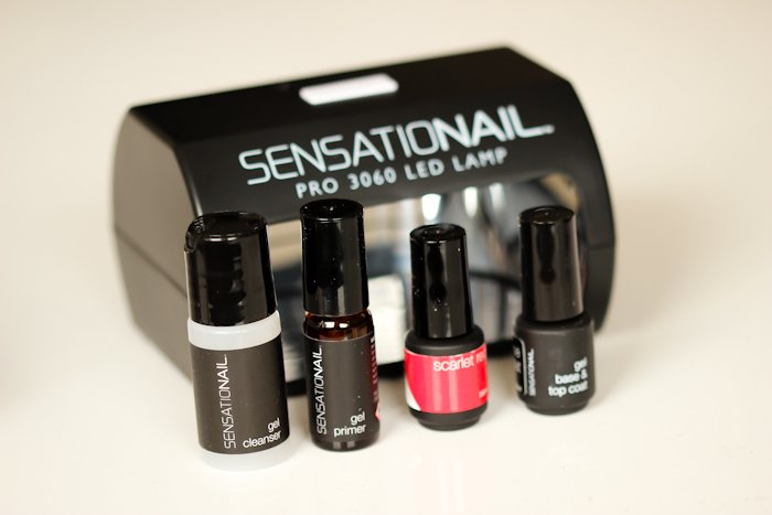 sensationails-scarlet-red-swatches-swatch-review-beautyblog-gelnails-nail-polish-6284