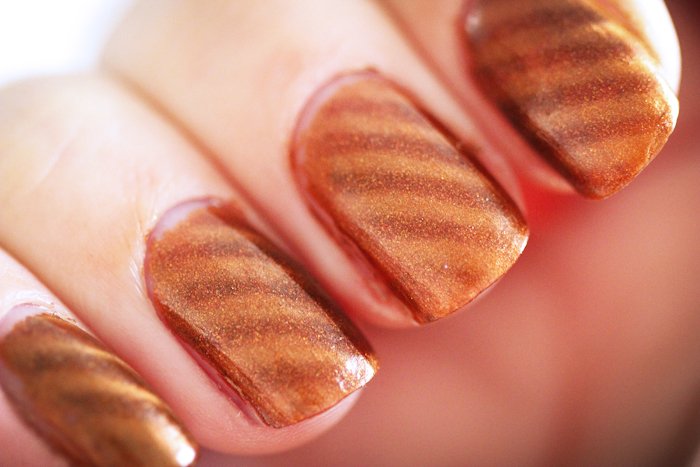 action_max_brown_magnetic_cheap_budget_shimmer_nail_polish_base_top_coat_pink_make_up-6691