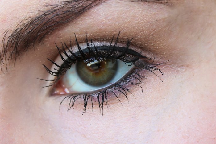barry_m_palette_swatches-8037-ooglook